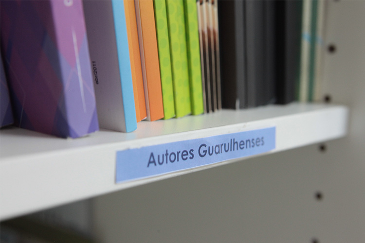 Autores Guarulhenses são prestigiados na Bienal do Livro